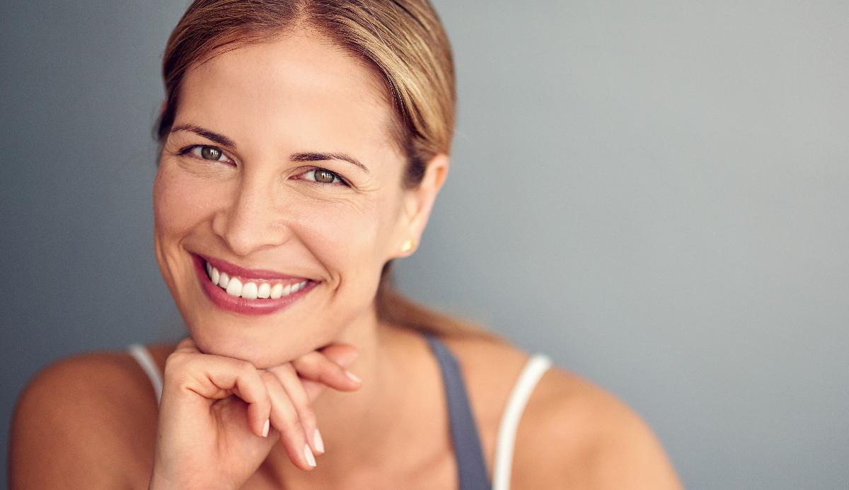 paciente de estetica dental en coin de vitelier clinica dental